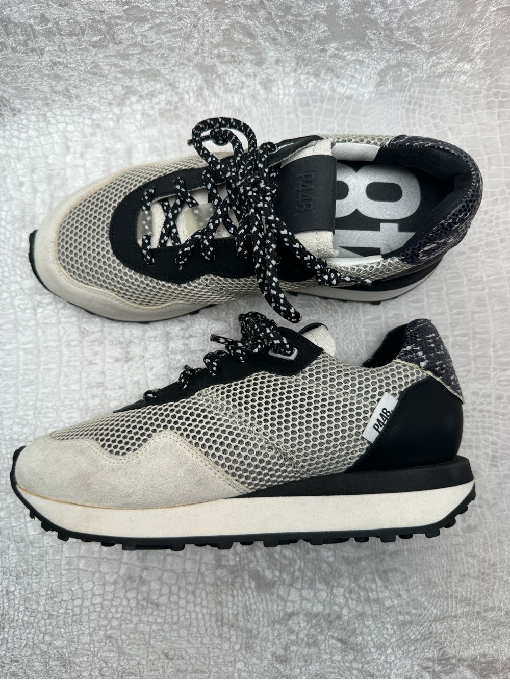 P448 Cancun Sneaker in Sting, Womenโs size 5.5-6